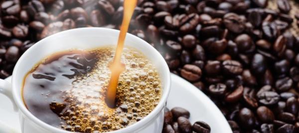 Drinking coffee tied to lower risk of death